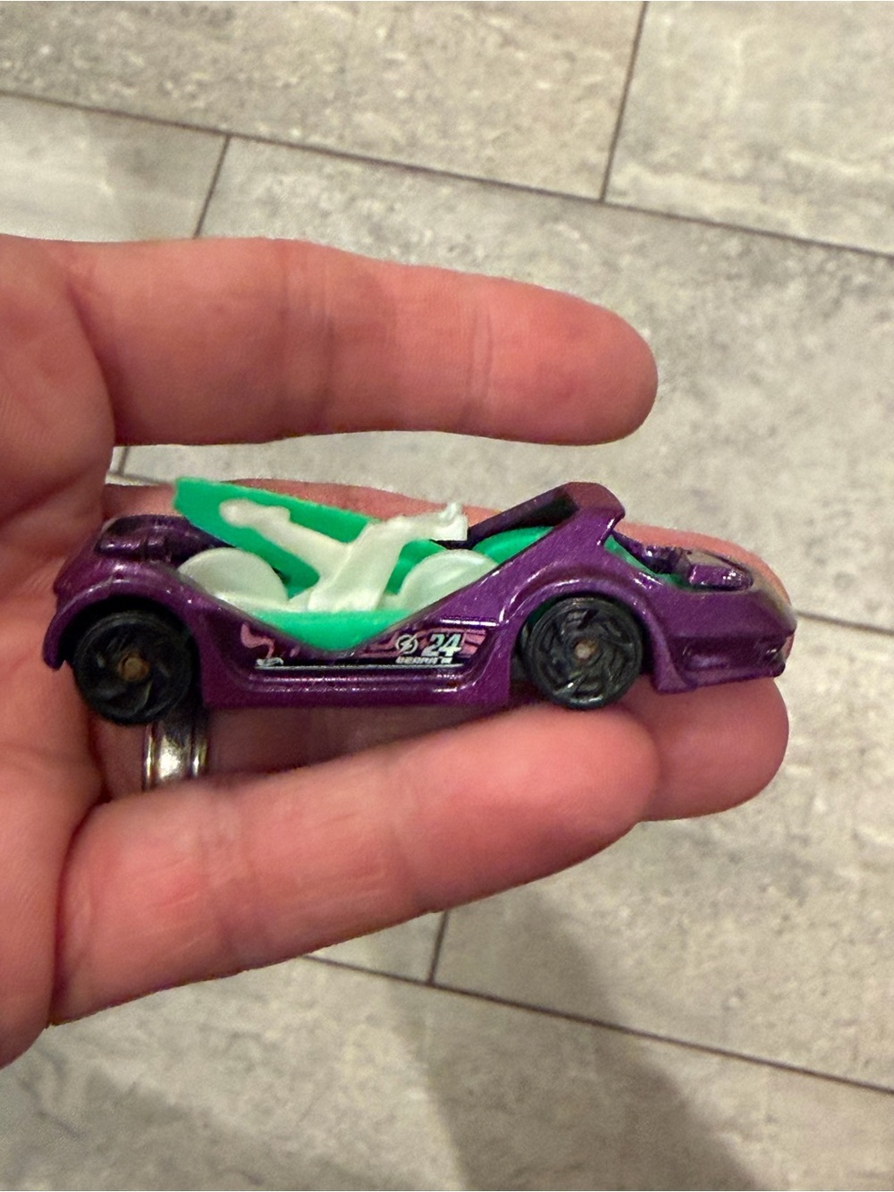 2025 HOT WHEELS PROTOTYPE FACTORY TEST RUN RIVET Purple Deora III